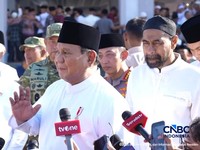 Prabowo Mau Mobil-Motor di RI Pakai Listrik, Bensin Buat Orang Kaya