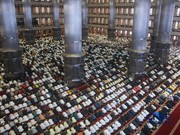 Umat Islam di Jakarta menunaikan salat Idulfitri 1447 H di Masjid Istiqlal, Jakarta, Sabtu (21/3/2026). (CNBC Indonesia/Faisal Rahman)