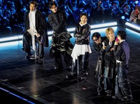 Kostum Comeback BTS Bikin Salfok, Ternyata Ini Maknanya