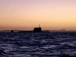 Kapal Selam Nuklir Inggris Tiba di Laut Arab, Siaga Perang Memanas