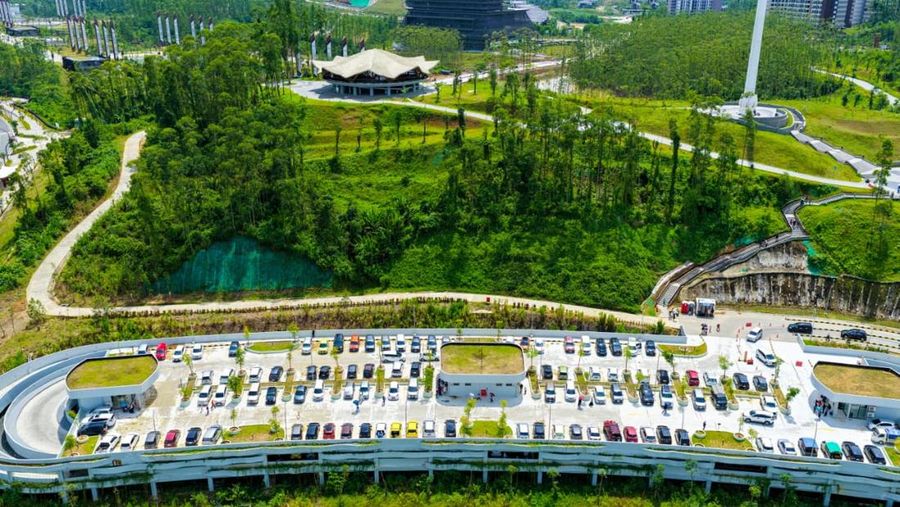 KIPP Nusantara dibuka untuk kunjungan publik saat libur panjang, masyarakat dapat melihat langsung pembangunan IKN dengan fasilitas shuttle bus dan layanan pendukung. (Dok. Humas Otorita IKN)