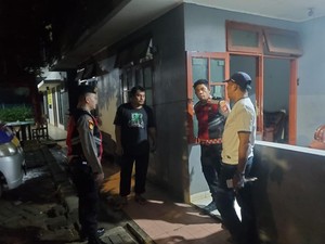 Cegah Maling, Polisi Patroli Rumah Kosong Ditinggal Mudik di Jakbar