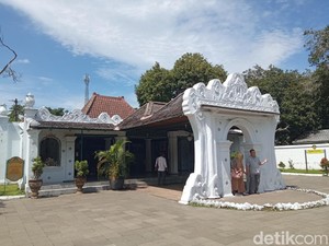 Prakiraan Cuaca Cirebon, Sabtu 25 Juli 2026: Cerah dan Hangat