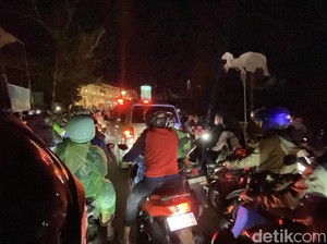 Video: Macet Parah di Sukabumi, Cikembang-Simpang Ratu 3,5 Jam