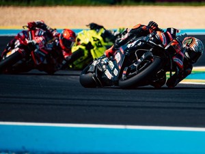 MotoGP Brasil 2026: Bezzecchi Menggila di Balapan Penuh Drama!