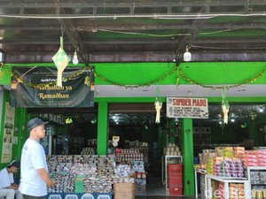 Jajanan Berbahan Tape Diburu Pemudik Saat Libur Lebaran di Jember