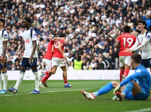 Tottenham Hotspur Terjerembap ke Zona Degradasi