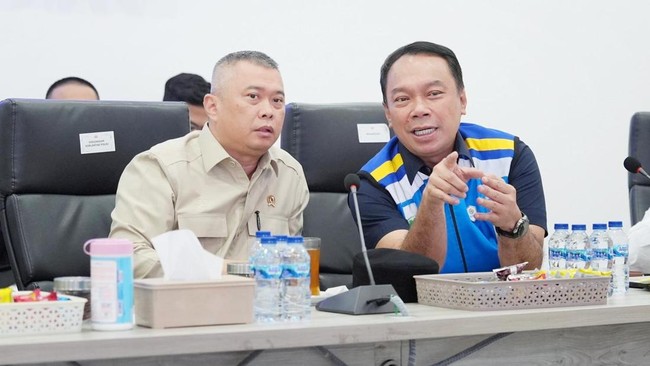 Pemerintah: Angkutan Barang Sumbu 3 Tak Boleh Lewat Tol di Arus Balik