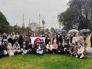 Cerita Mahasiswa RI Lebaran pada Musim Dingin di Turki, Toko-toko Tetap Buka