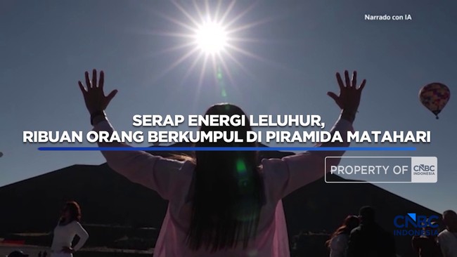 Video: Serap Energi Leluhur Ribuan Orang Berkumpul di Piramida Matahar