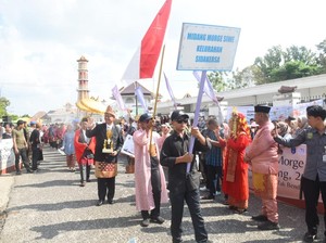 Melihat Tradisi Midang Morge Siwe di OKI, Arak-arakan Busana Adat Perkawinan
