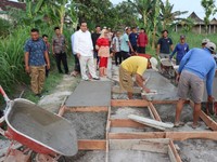 Bupati Blora 'Turun Gunung' Tinjau Jalan Rusak Desa Nglebak