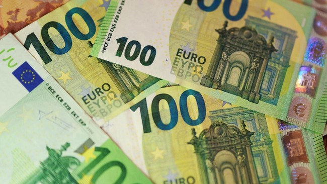 Rupiah Jatuh, 16 Mata Uang Ini Nilai Tukarnya Sekarang di Atas Rp10000