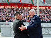 Sekutu Rusia Kian Solid, Kim Jong Un Sambut Lukashenko