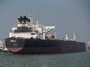 Hari Pertama Blokade AS, 3 Kapal Tanker Bisa Lewati Selat Hormuz