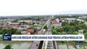 Video: Arteri Karawang Padat Merayap, Antrean Mengular 3 Km