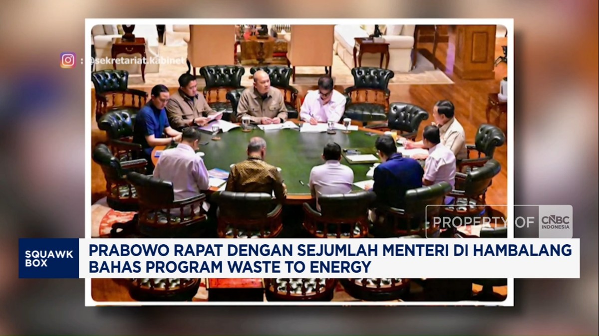 Video: Prabowo Rapat dengan Sejumlah Menteri di Hambalang