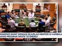 Video: Prabowo Rapat dengan Sejumlah Menteri di Hambalang