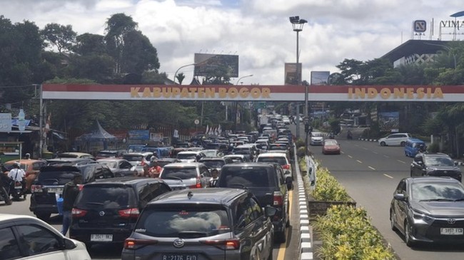 One Way-Buka Tutup Tak Mempan, Ini Biang Kerok Puncak Macet Terus