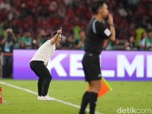 Jhon Herdman Janji Loloskan Indonesia ke Piala Dunia 2030