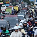 Kendaraan terjebak kemacetan di Simpang Gadog, Kecamatan Ciawi, Kabupaten Bogor, Jawa Barat, Jumat (27/3/2026). (CNBC Indonesia/Tri Susilo)
