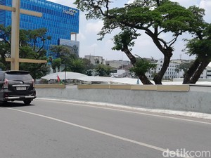 Material Overpass Stasiun Kereta Api Medan Terkelupas, Warga: Merusak Estetika