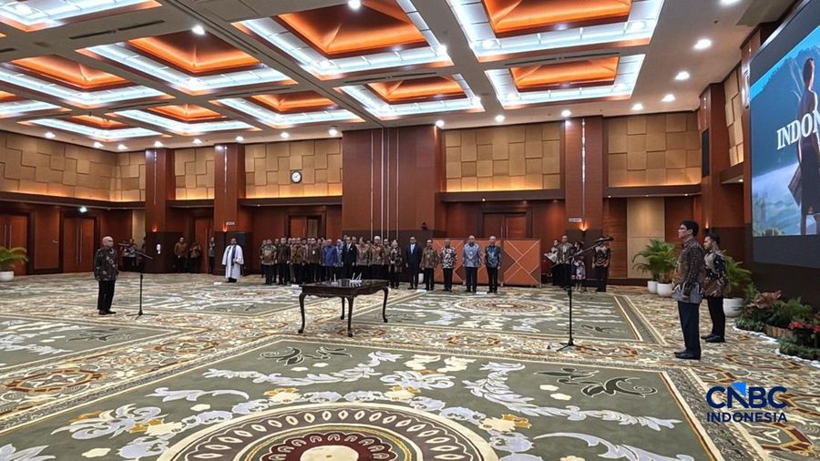 Menteri Keuangan Purbaya Yudhi Sadewa melantik pejabat eselon I Kementerian Keuangan di Aula Djuanda, Kemenkeu, Jakarta Pusat, Jumat, 27/3. (CNBC Indonesia/ Zahwa)