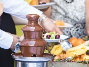 Drama Pernikahan! Mesin Cokelat Dipinjam, Pemiliknya Justru Tak Diundang