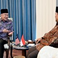 Presiden Prabowo Subianto menyambut kedatangan Perdana Menteri (PM) Malaysia Dato Seri Anwar Ibrahim di Istana Merdeka, Jakarta, pada Jumat (27/3/2026). (Dok. BPMI Sekretariat Presiden/Rusman)