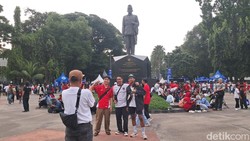 Nonton Timnas Indonesia di GBK? Ini Spot Favorit Selfie Suporter!