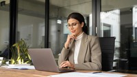 Bosan Sama Surface Pro? Ini Alternatif Laptop Detachable yang Layak Dilirik