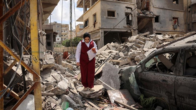 Israel terus menggempur Lebanon. Terbaru, Israel melancarkan serangan ke Lebanon bagian selatan, tepatnya di kota Saksakiyah distrik Sidon. Jumat (27/3/3036). (REUTERS/Yara Nardi)
