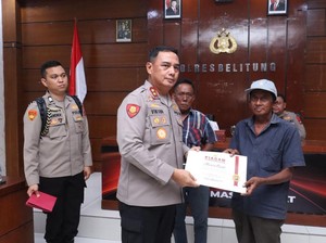 Berani Lapor Temuan Sabu 42 Kg, 2 Nelayan Dapat Penghargaan dari Kapolda Babel