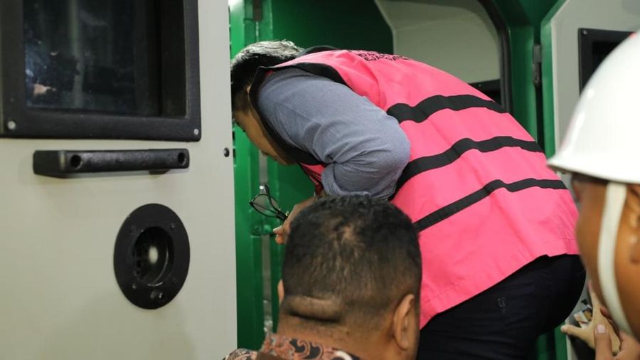 Kejaksaan Agung menetapkan Samin Tan sebagai tersangka dalam perkara tindak pidana korupsi penyimpangan dalam pengelolaan pertambangan PT Asmin Koalindo Tuhup di Kabupaten Murung Raya, Provinsi Kalimantan Tengah, periode 2016-2025. Penetapan itu diumumkan Kejagung dalam konferensi pers yang digelar di depan gedung Jaksa Agung Muda Bidang Tindak Pidana Khusus, kompleks Kejagung, Jakarta Selatan, Sabtu (28/3/2026). (Istimewa)