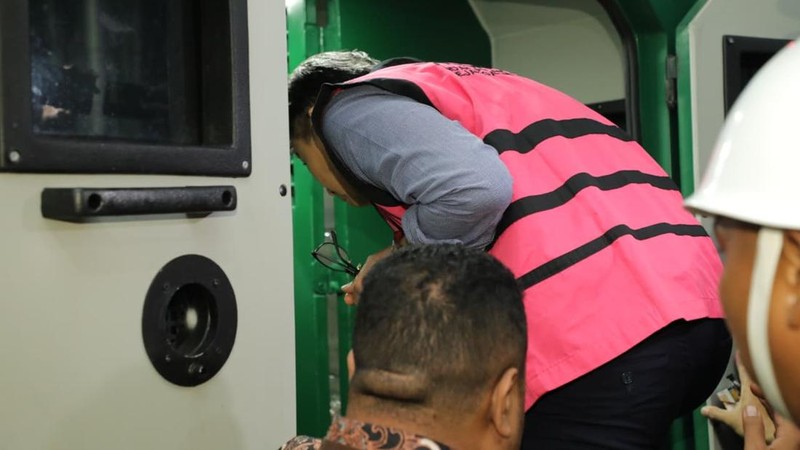 Kejaksaan Agung menetapkan Samin Tan sebagai tersangka dalam perkara tindak pidana korupsi penyimpangan dalam pengelolaan pertambangan PT Asmin Koalindo Tuhup di Kabupaten Murung Raya, Provinsi Kalimantan Tengah, periode 2016-2025. Penetapan itu diumumkan Kejagung dalam konferensi pers yang digelar di depan gedung Jaksa Agung Muda Bidang Tindak Pidana Khusus, kompleks Kejagung, Jakarta Selatan, Sabtu (28/3/2026). (Istimewa)