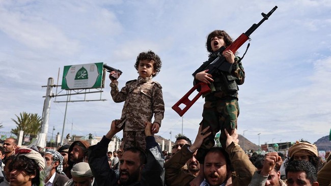 Turun Gunung! Potret Ganas Pasukan Houthi Bantu Iran Lawan AS-Israel