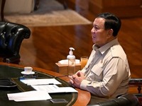 Prabowo Ngaku Sering Bangun Jam 3 Pagi, Langsung Cek YouTube