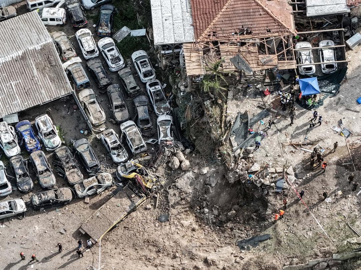 Iran Longgarkan Pembatasan Internet untuk Jaga Bisnis di Tengah Krisis