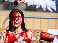 Trump Terjepit, Jutaan Warga AS Tumpah ke Jalan Minta Perang Disetop!