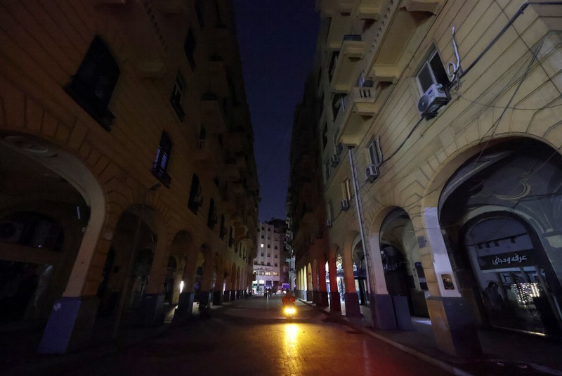 Shops are closed after Egyptian Prime Minister Mostafa Madbouly confirmed that all commercial establishments including malls, shops, and restaurants will close at 9:00 PM for one month to conserve electricity, in Cairo, Egypt, March 28, 2026. The measure aims to cut usage amid a shortage of petroleum products as the U.S.-Israeli conflict with Iran continues. REUTERS/Mohamed Abd El Ghany