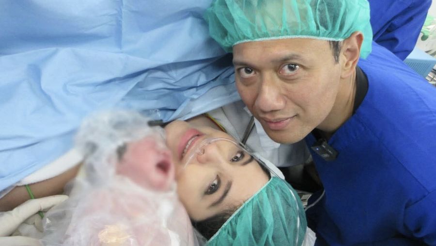 Ketua Umum Partai Demokrat, AHY, mengumumkan kelahiran anak keduanya, Arjuna Hanyaprakusumo Yudhoyono. (Dok. Istimewa)