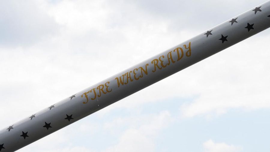 Kapal perang Amerika Serikat mencatat momen langka di kawasan Amerika Tengah. Kapal perusak rudal berpemandu USS Gridley berlabuh di Pelabuhan Kapal Pesiar Amador, Panama City, Minggu (29/3/2026). REUTERS/Enea Lebrun