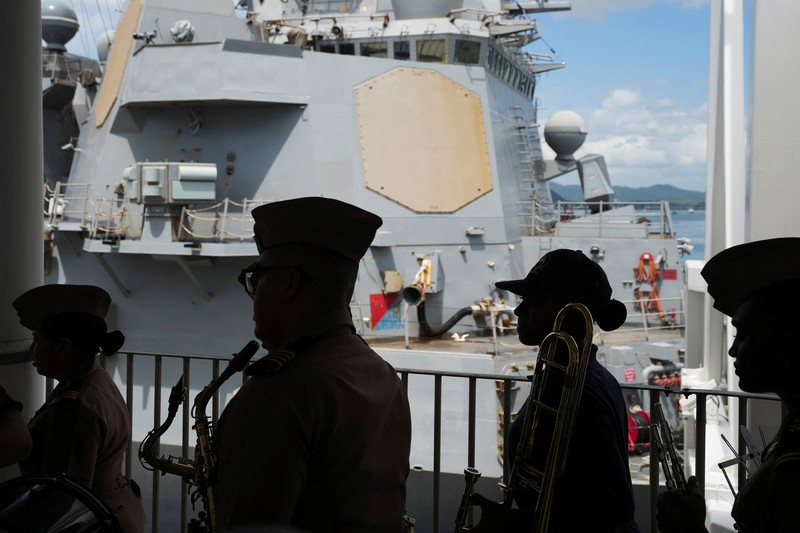 Kapal perang Amerika Serikat mencatat momen langka di kawasan Amerika Tengah. Kapal perusak rudal berpemandu USS Gridley berlabuh di Pelabuhan Kapal Pesiar Amador, Panama City, Minggu (29/3/2026). REUTERS/Enea Lebrun