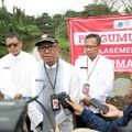 DKI Tutup Penampungan Sementara Sampah di Badan Sungai TPU Tanah Kusir