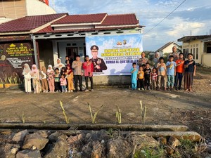 Kapolda Sumsel Serahkan Sumur Bor dan Bangun Rumah Al-Quran di OKU Timur