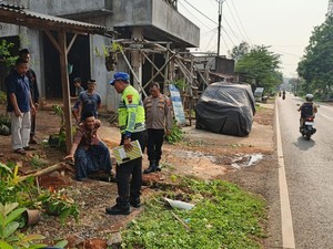 Kijang Tabrak Bocah Jepara Lagi Main di Halaman Rumah hingga Tewas