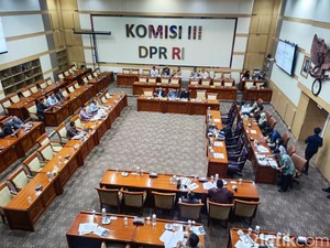 Komisi III DPR Rapat Bareng Pakar, Minta Masukan Terkait RUU Perampasan Aset