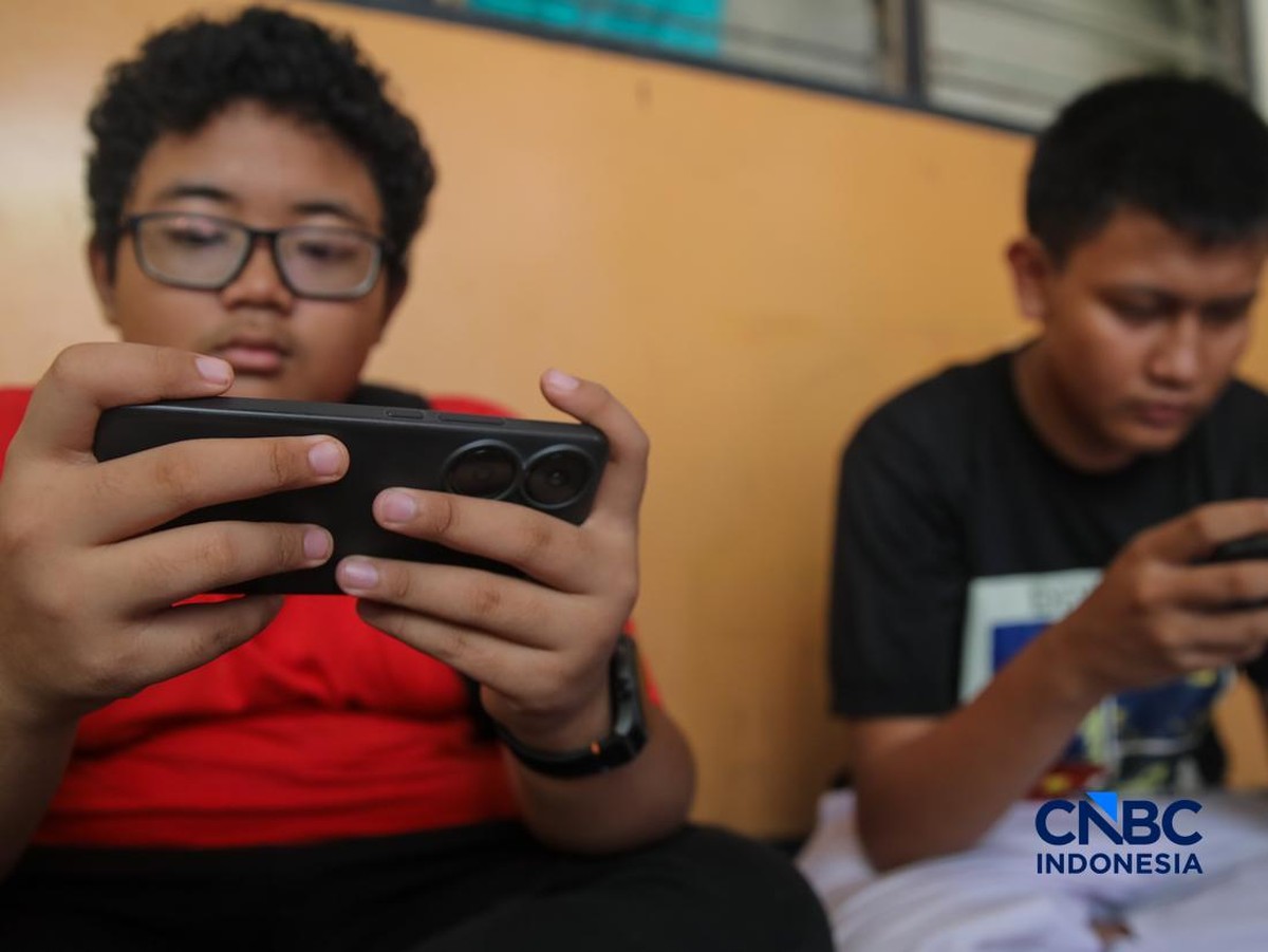 Indonesia Larang Anak di Bawah 16 Tahun Pakai Media Sosial Mulai 2026