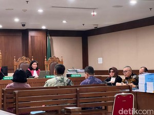Ahli di Sidang LNG Jelaskan soal Beda Kerugian Negara-Kekurangan Keuntungan