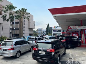 Mobil Pribadi Isi BBM Subsidi Dibatasi 50 Liter/Hari, Berlaku Mulai 1 April
